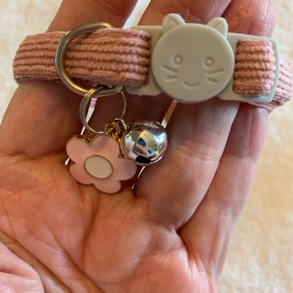 Cat Collars Bundle - Picture 9 of 11